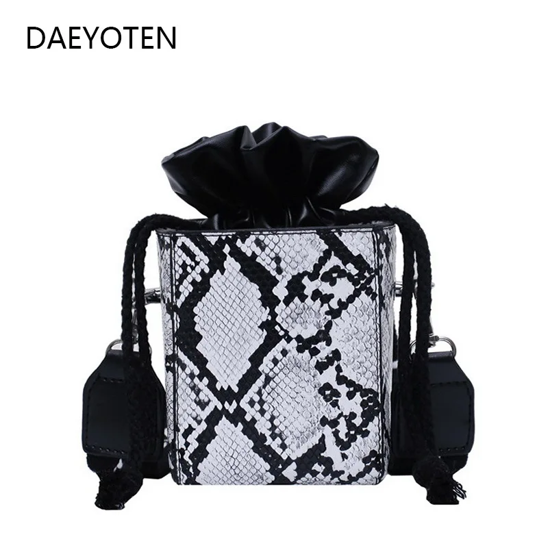 DAEYOTEN Luxury Handbags Women Bags Designer Serpentine Shoulder Bag Fashion Handbag Snake Pattern Messenger Bag Flap ZM0410
DAEYOTEN Luxury Handbags Women Bags Designer Serpentine Shoulder Bag Fashion Handbag Snake Pattern Messenger Bag Flap ZM0410