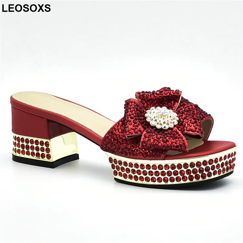 Latest Design Women Shoes Summer 2020 Nigerian Party Shoes Decorated with Rhinestone High Heels Open Toe Sandals Wedding Pumps
Latest Design Women Shoes Summer 2020 Nigerian Party Shoes Decorated with Rhinestone High Heels Open Toe Sandals Wedding Pumps