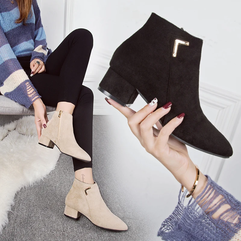 Lace Up Shoes Women's Short Boot Round Toe Autumn Boots Booties Ladies Zipper Chunky Heel Bootee Woman 2019 Low Heels booties
Lace Up Shoes Women's Short Boot Round Toe Autumn Boots Booties Ladies Zipper Chunky Heel Bootee Woman 2019 Low Heels booties