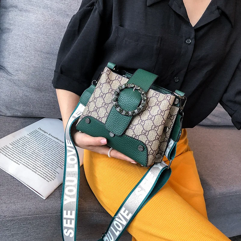 Bag 2019 Summer New Style Korean-style Hong Kong Style Western Style Network hong kuan Strap Vintage Versatile Crossbody Bag
Bag 2019 Summer New Style Korean-style Hong Kong Style Western Style Network hong kuan Strap Vintage Versatile Crossbody Bag