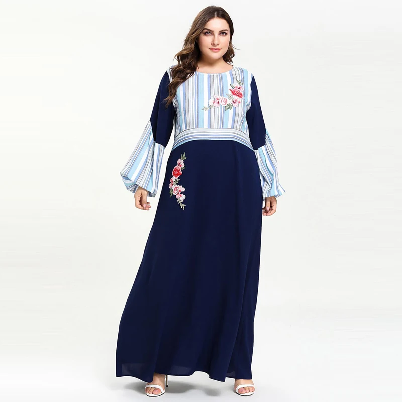 Big Size Muslim Abaya Long Flare Sleeve Striped Patchwork Flower Appliques Arabe Marokkaanse Jurken Maxi Dresses Vestidos 4XL
Big Size Muslim Abaya Long Flare Sleeve Striped Patchwork Flower Appliques Arabe Marokkaanse Jurken Maxi Dresses Vestidos 4XL