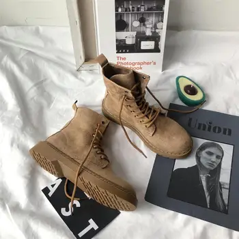 Martin boots ladies British style student short boots 2020 spring and autumn new cotton shoes lace high-top women's shoes
Martin boots ladies British style student short boots 2020 spring and autumn new cotton shoes lace high-top women's shoes