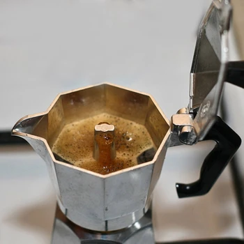 Mocha Latte Coffee Maker Italian Moka Espresso Coffee Maker Percolator Pot 6 Cup Stovetop Coffee Maker 
Mocha Latte Coffee Maker Italian Moka Espresso Coffee Maker Percolator Pot 6 Cup Stovetop Coffee Maker