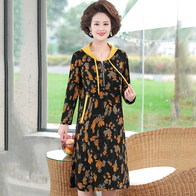 

New Spring Autumn Long-sleeved Dress Long Noble Women's Casual Dresses Middle-aged Women's Hooded Print Pullover Dresses 5XL