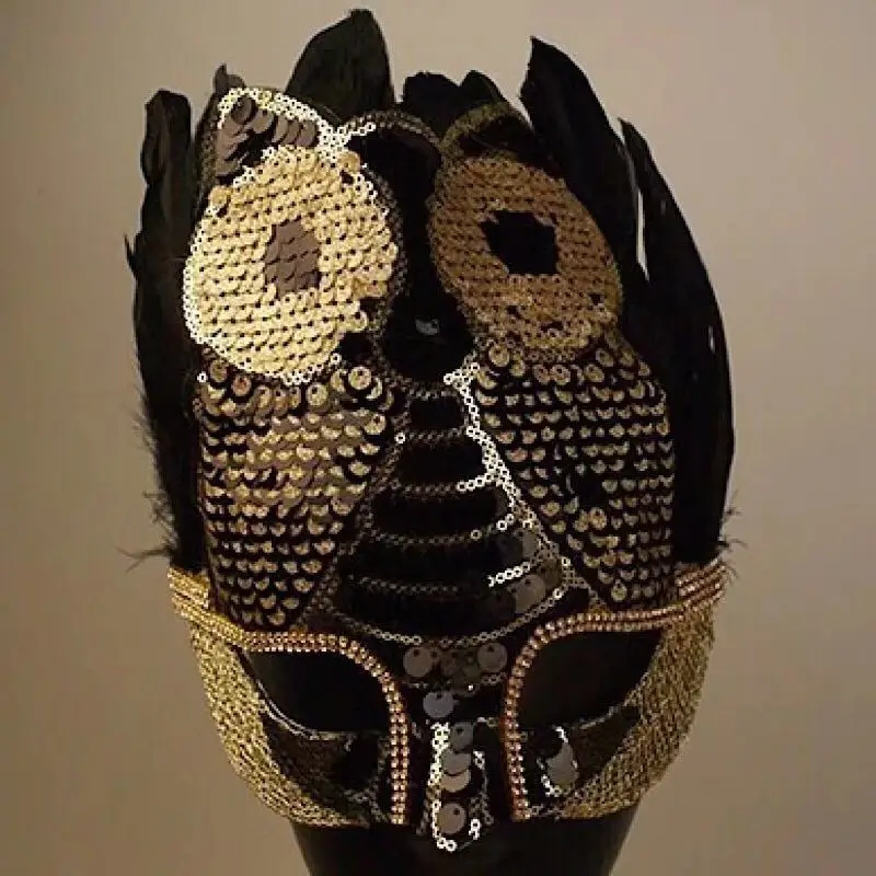 Owl Sparkling Feathers Men and Women Mask Halloween Party Masquerade Adult Mask Half Face
Owl Sparkling Feathers Men and Women Mask Halloween Party Masquerade Adult Mask Half Face
