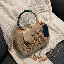 Small Crossbody Messenger Totes with Short Handle for Women 2021 PU Leather Winter Luxury Chain Handbags Purses Shoulder Bags
Small Crossbody Messenger Totes with Short Handle for Women 2021 PU Leather Winter Luxury Chain Handbags Purses Shoulder Bags
