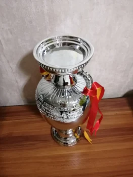 World Cup European Championship Football Trophy awards Scale 1:1 44CM Soccer Fans cup decoration gift Souvenirs 
World Cup European Championship Football Trophy awards Scale 1:1 44CM Soccer Fans cup decoration gift Souvenirs
