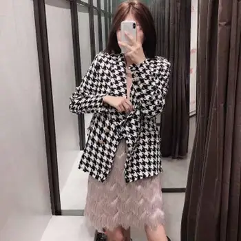 2019 Women Office Work Plaid Jacket Pockets Tweed Tassels Outwear Jacket Notched Female Double Breasted Blazers Coat
2019 Women Office Work Plaid Jacket Pockets Tweed Tassels Outwear Jacket Notched Female Double Breasted Blazers Coat