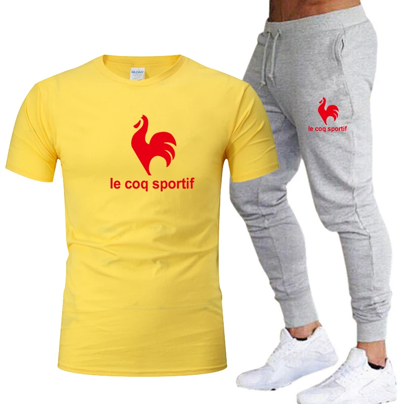 2020 New sport Men Sets jogging Pants Summer men's Cropped T Shirt Trousers Casual Suits Short sleeve Sportswear Mens Clothing
2020 New sport Men Sets jogging Pants Summer men's Cropped T Shirt Trousers Casual Suits Short sleeve Sportswear Mens Clothing