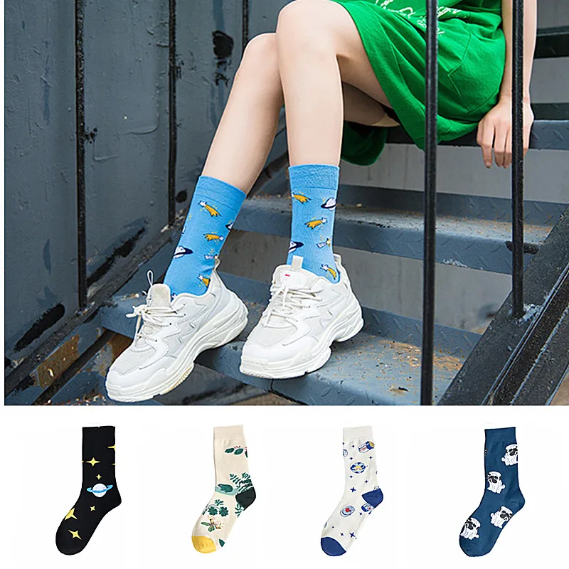 Fashion unisex retro ink painting planet pattern cotton socks fun dinosaur fox rabbit dog man long socks meias happy woman socks
Fashion unisex retro ink painting planet pattern cotton socks fun dinosaur fox rabbit dog man long socks meias happy woman socks