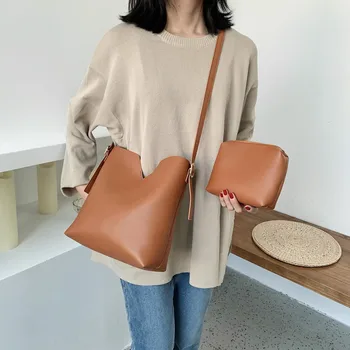 Bags For Women 2020 Leather Bucket Shoulder Bags Vintage Large Capacity Soft Ladies Messenger Bags Female Hasp Composite Bags
Bags For Women 2020 Leather Bucket Shoulder Bags Vintage Large Capacity Soft Ladies Messenger Bags Female Hasp Composite Bags