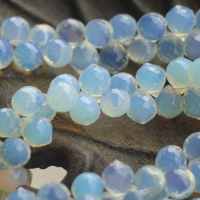 7.5Inch Superb-Finest Quality,Opal BLUE Quartz Faceted Onion Shape Briolettes,9.5x8.0mm size,
7.5Inch Superb-Finest Quality,Opal BLUE Quartz Faceted Onion Shape Briolettes,9.5x8.0mm size,
