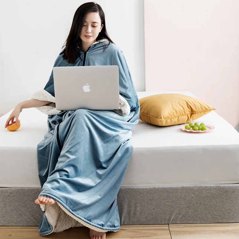 Solid Color Wearable Hooded Lazy Blanket Winter Afternoon Rest Blanket Multifunctional Warm Blanket
Solid Color Wearable Hooded Lazy Blanket Winter Afternoon Rest Blanket Multifunctional Warm Blanket