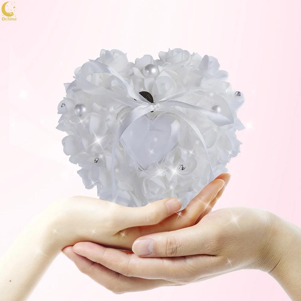 Heart Shaped Wedding Ring Pillow Artificial Rose Flowers Crystal Fake Pearls Decor Ring Holder D1 Decor
Heart Shaped Wedding Ring Pillow Artificial Rose Flowers Crystal Fake Pearls Decor Ring Holder D1 Decor