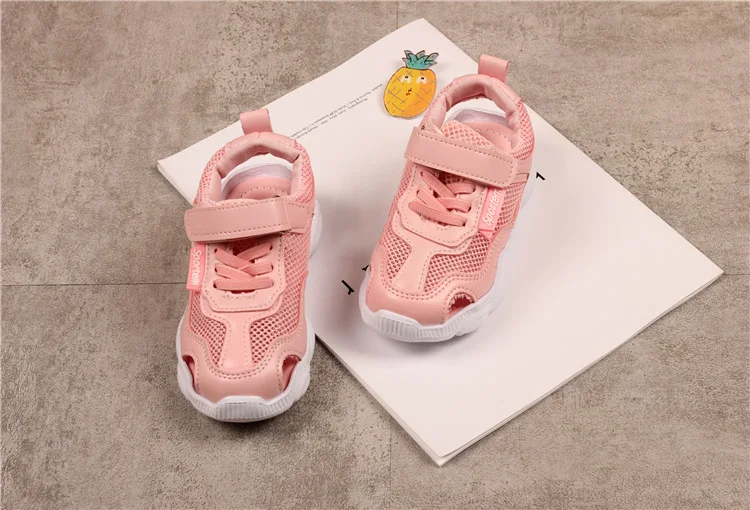 Led luminous Spiderman Kids Shoes for boys girls Light Children Luminous baby Sneakers mesh sport Boy Girl Led Light Shoes
Led luminous Spiderman Kids Shoes for boys girls Light Children Luminous baby Sneakers mesh sport Boy Girl Led Light Shoes