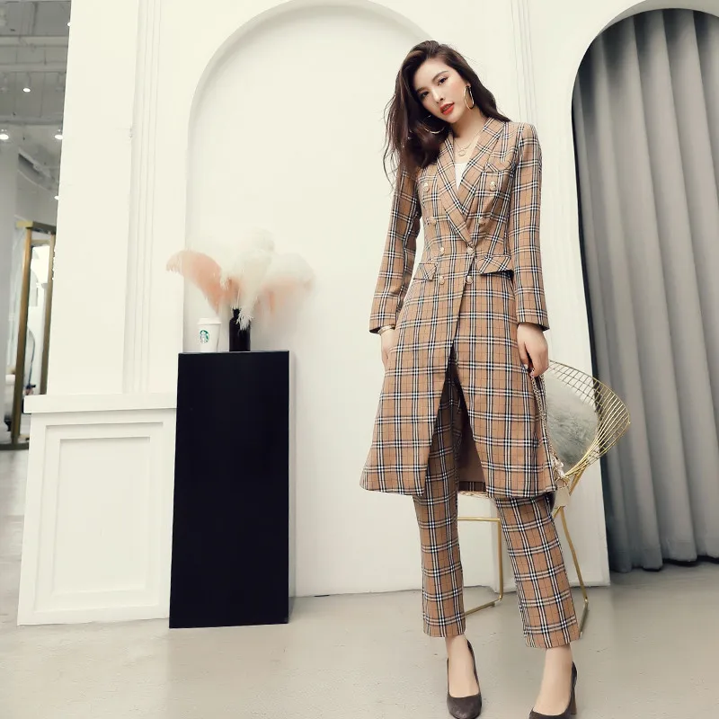 Female temperament autumn new plaid windbreaker jacket two-piece British style pants suit
Female temperament autumn new plaid windbreaker jacket two-piece British style pants suit