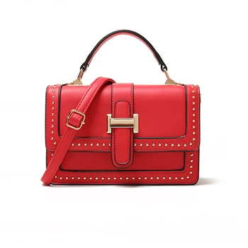 Fashion women shoulder bags luxury designer 2019 Female Rivet Leather Crossbody Bag Ladies Flap Square Handbag Bolsas Feminina
Fashion women shoulder bags luxury designer 2019 Female Rivet Leather Crossbody Bag Ladies Flap Square Handbag Bolsas Feminina