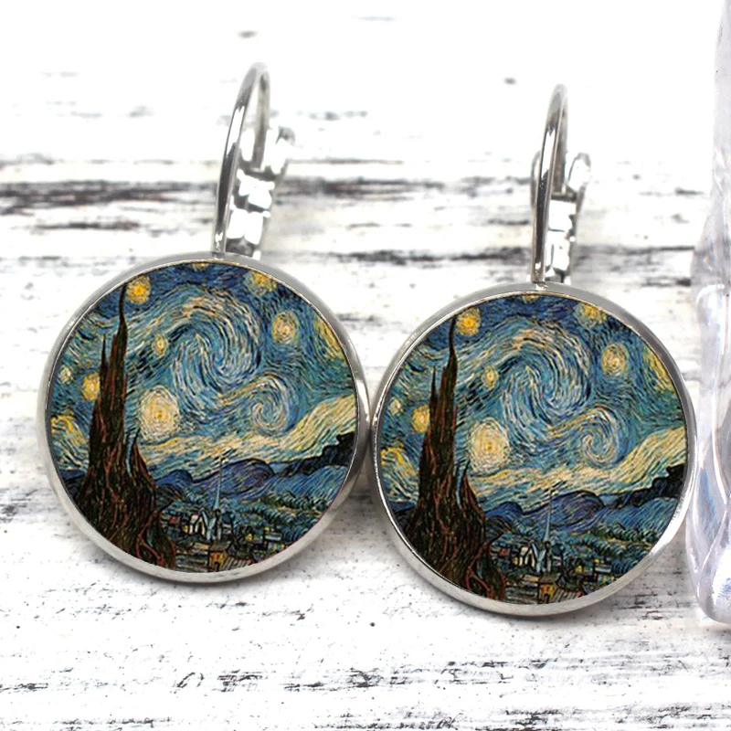 Charm 3 Color Famous Artist Starry Night Stud Earrings Simple Style Earings Van Gogh Glass Cabochon Jewelry Women Gift Souvenir 
Charm 3 Color Famous Artist Starry Night Stud Earrings Simple Style Earings Van Gogh Glass Cabochon Jewelry Women Gift Souvenir
