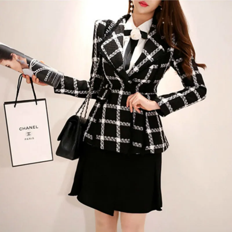 High Quality Autumn Winter Notched Outer Slim Lattice Grid Wear Sheath Tweed Full Sleeve Office Clothing Vintage Work Coat
High Quality Autumn Winter Notched Outer Slim Lattice Grid Wear Sheath Tweed Full Sleeve Office Clothing Vintage Work Coat