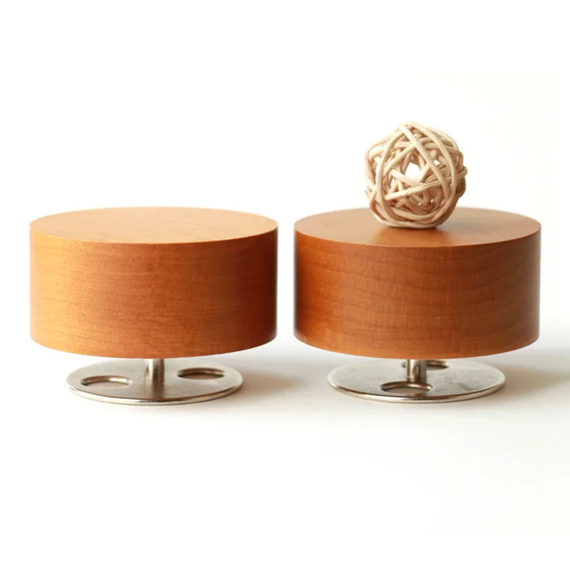 9cm Beech Clockwork Rotation Round Base Musical Boxes Wooden Music Box Wood Crafts Retro Christmas Gift Vintage Home Decoration
9cm Beech Clockwork Rotation Round Base Musical Boxes Wooden Music Box Wood Crafts Retro Christmas Gift Vintage Home Decoration