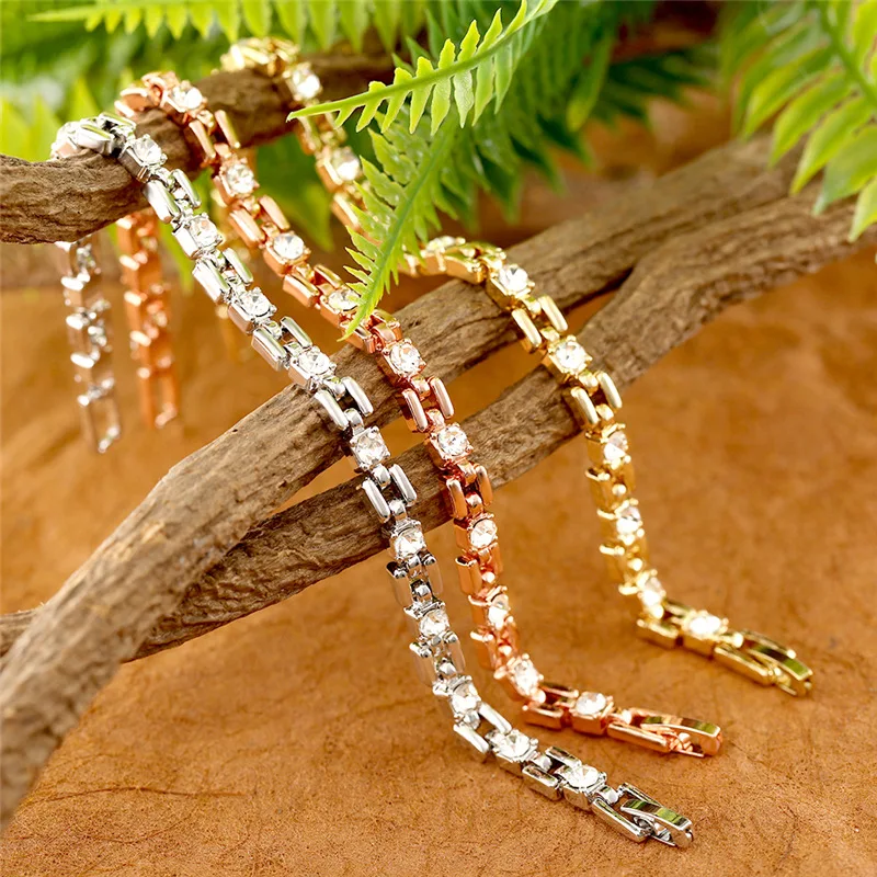 ROXI new fashion simple square chain bracelet with hot style -encrusted bracelet
ROXI new fashion simple square chain bracelet with hot style -encrusted bracelet