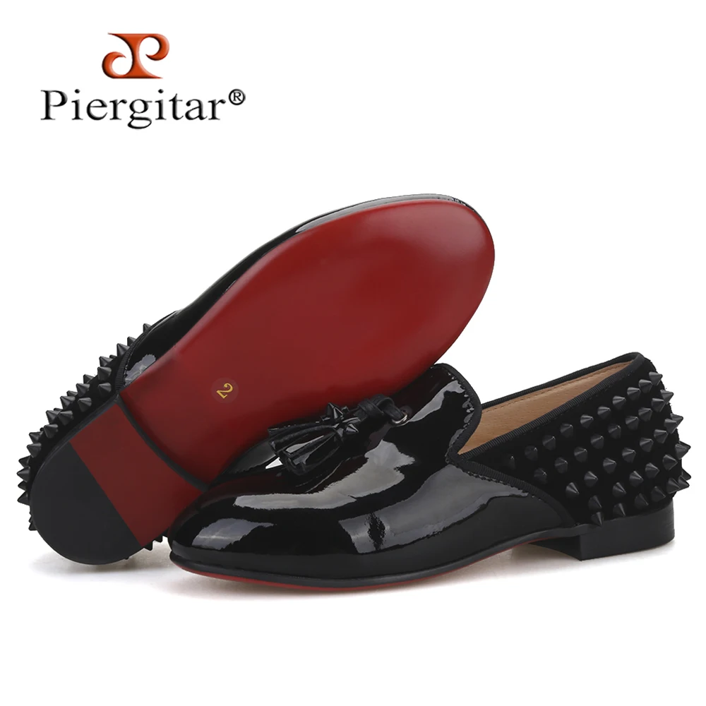 Piergitar 2020 new same men loafers design parental shoes handmade children spikes tassel shoes party and birthday kid's loafers
Piergitar 2020 new same men loafers design parental shoes handmade children spikes tassel shoes party and birthday kid's loafers
