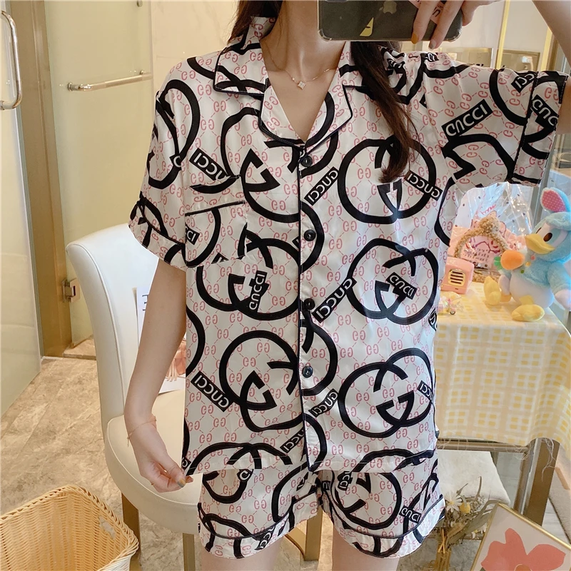 Sanderala Sexy Women Lace homewear ice silk Sleepwear Silk Comfortable Nightgown Sexy Pajamas sexy set Female Sleepshirt
Sanderala Sexy Women Lace homewear ice silk Sleepwear Silk Comfortable Nightgown Sexy Pajamas sexy set Female Sleepshirt
