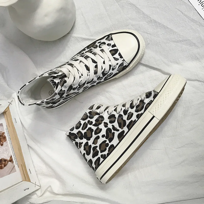 Hot Online Celebrity Leopord Pattern Three Vulcanized Canvas Shoes Student Korean-style 2019 New Style Harajuku Versatile Hong K
Hot Online Celebrity Leopord Pattern Three Vulcanized Canvas Shoes Student Korean-style 2019 New Style Harajuku Versatile Hong K