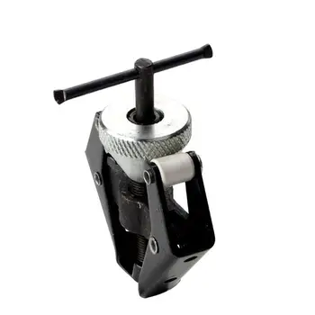 Professional Auto Wiper Arm Puller Metal Bearing Windshield Wiper Arm Remover Puller Roller Extractor
Professional Auto Wiper Arm Puller Metal Bearing Windshield Wiper Arm Remover Puller Roller Extractor