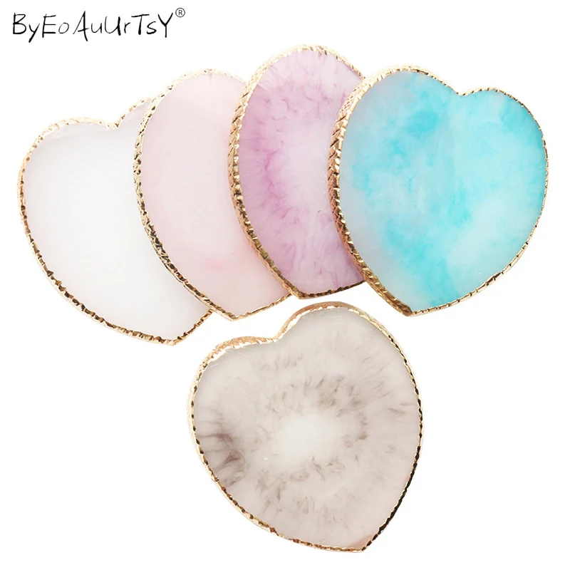 Fashion Resin Display Palette Practice Board Shelf Manicure Color Heart Pad Glue False Nail Art Gel Make Up Palette Tools 
Fashion Resin Display Palette Practice Board Shelf Manicure Color Heart Pad Glue False Nail Art Gel Make Up Palette Tools