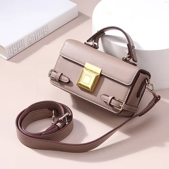 Quenya 2020 Fashion Brand Women Bag Cow Leather Messenger Bag Designer Chain Shoulder Crossbody Bag Women Handbag Bolso Mujer
Quenya 2020 Fashion Brand Women Bag Cow Leather Messenger Bag Designer Chain Shoulder Crossbody Bag Women Handbag Bolso Mujer