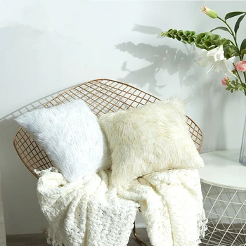 40x40cm immitation fur with golden thread cushion cover pillowcase cream white/white color warm long plush pillow cover backrest
40x40cm immitation fur with golden thread cushion cover pillowcase cream white/white color warm long plush pillow cover backrest