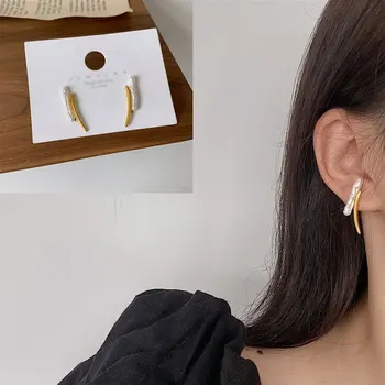 Temperament Dangle Stud Earrings For Women Pearl Irregular Elegance Drop Earrings Lady Eardrop Earrings French Style Jewelry
Temperament Dangle Stud Earrings For Women Pearl Irregular Elegance Drop Earrings Lady Eardrop Earrings French Style Jewelry