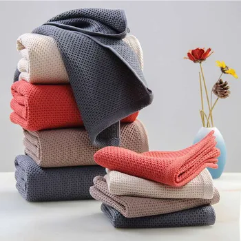 100% Cotton towel gauze honeycomb towel couple water-absorbing breathable cotton towel bath towel Pineapple towel dry hair towel
100% Cotton towel gauze honeycomb towel couple water-absorbing breathable cotton towel bath towel Pineapple towel dry hair towel