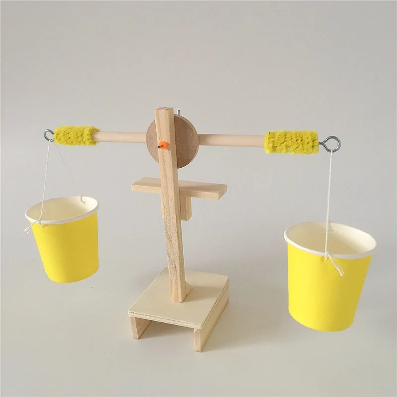 DIY creative wooden balance scale children's education science experiment technology small production interactive toy
DIY creative wooden balance scale children's education science experiment technology small production interactive toy