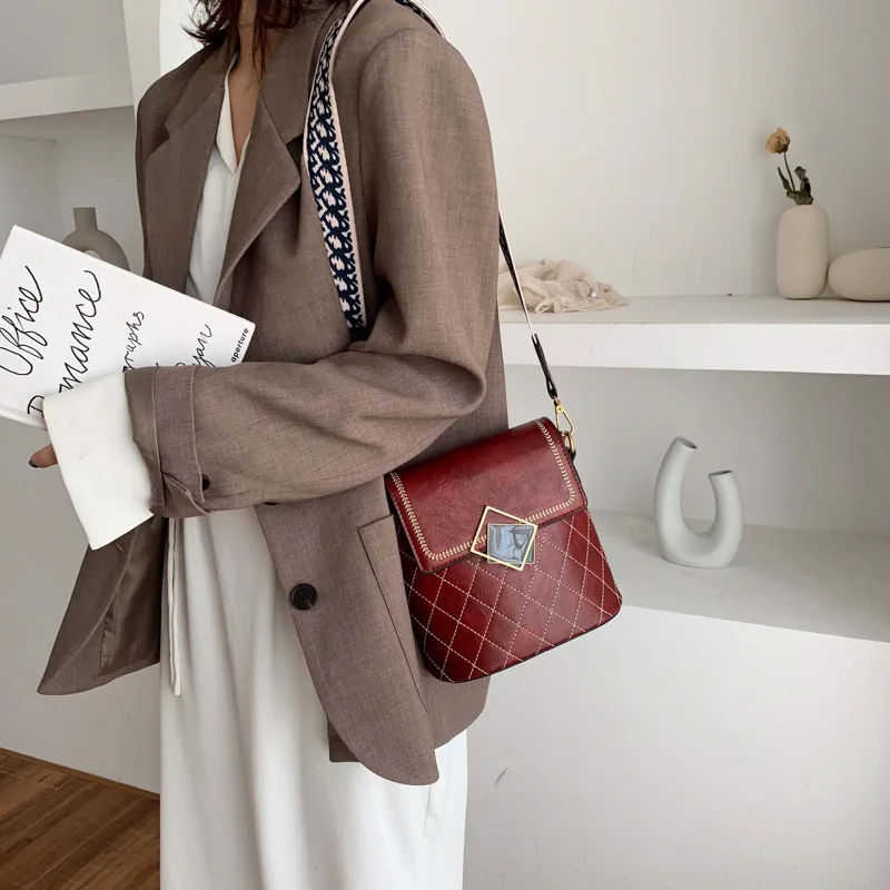 2019 New Style Bucket Bag Retro Fashion Shoulder WOMEN'S Fashion Handbag Trend Versatile Network Red Fire WOMEN'S Bag
2019 New Style Bucket Bag Retro Fashion Shoulder WOMEN'S Fashion Handbag Trend Versatile Network Red Fire WOMEN'S Bag