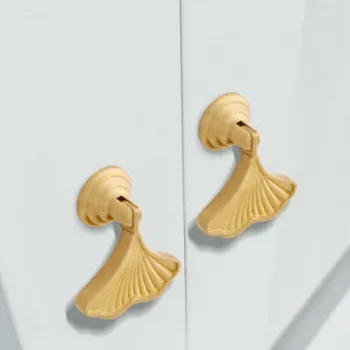 Modern fashion creative ginkgo leaf single hole drawer knob bookcase shoe cabinet bedside table fan-shaped brushed brass handle
Modern fashion creative ginkgo leaf single hole drawer knob bookcase shoe cabinet bedside table fan-shaped brushed brass handle