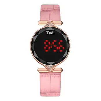 Fashion Luxury Digital Electronic Dial Women Watches Pink Simple Pu Leather Ladies Wristwatches Exquisite Diamond Case Women 
Fashion Luxury Digital Electronic Dial Women Watches Pink Simple Pu Leather Ladies Wristwatches Exquisite Diamond Case Women