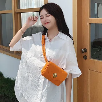 Chest Bag Women's Bag New 2020 Fashion Cool Texture Running Bag Simple Rhombus Messenger Bag Mini Bag 
Chest Bag Women's Bag New 2020 Fashion Cool Texture Running Bag Simple Rhombus Messenger Bag Mini Bag