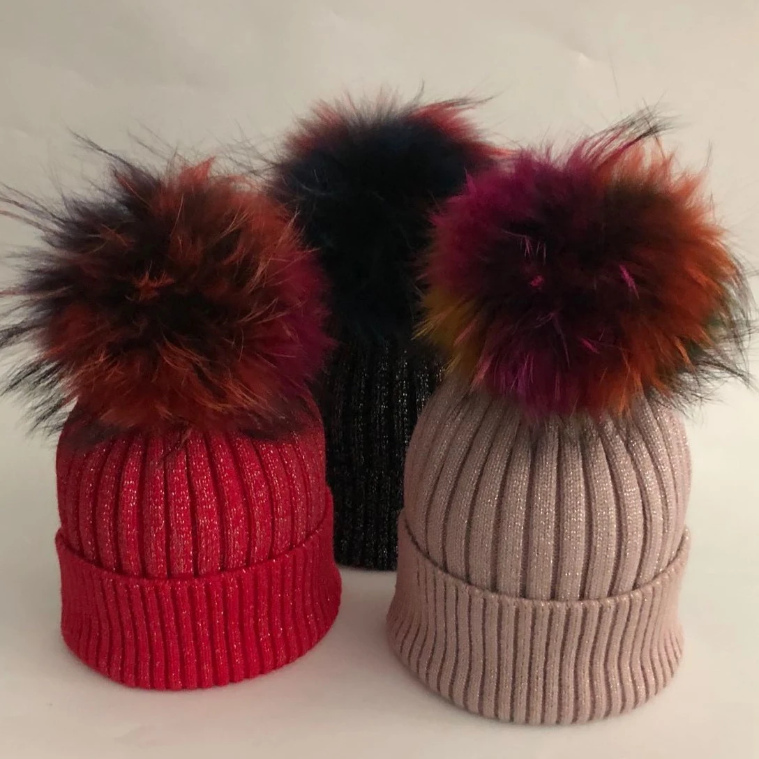 Fashion Spring New Real Fox Fur Mink Colorfur Pompoms Hats For Women Girls Winter Wool Acrylic Warm Skullies Beanies Hats Caps
Fashion Spring New Real Fox Fur Mink Colorfur Pompoms Hats For Women Girls Winter Wool Acrylic Warm Skullies Beanies Hats Caps