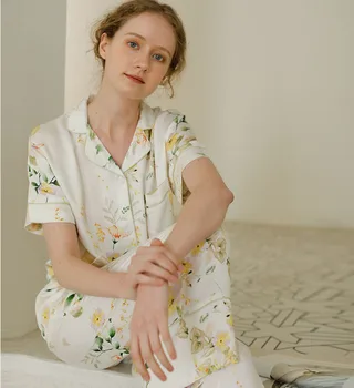 Summer Pajamas for Women Rural Style Fresh Printed Two Pcs Set Cool Short-sleeved Long Trousers Pijama Mujer Verano Women Pijama
Summer Pajamas for Women Rural Style Fresh Printed Two Pcs Set Cool Short-sleeved Long Trousers Pijama Mujer Verano Women Pijama