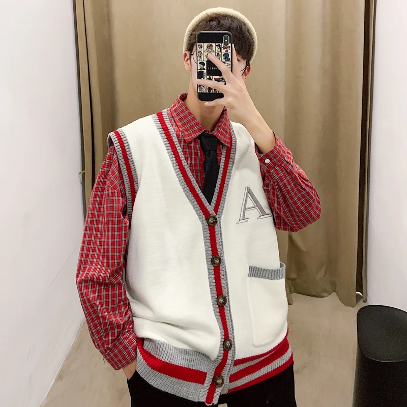 2019 Spring And Autumn New Male College Port Wind Loose Fashion Casual Sweater Cardigan Simple Vest White Blue / Black S-XL
2019 Spring And Autumn New Male College Port Wind Loose Fashion Casual Sweater Cardigan Simple Vest White Blue / Black S-XL