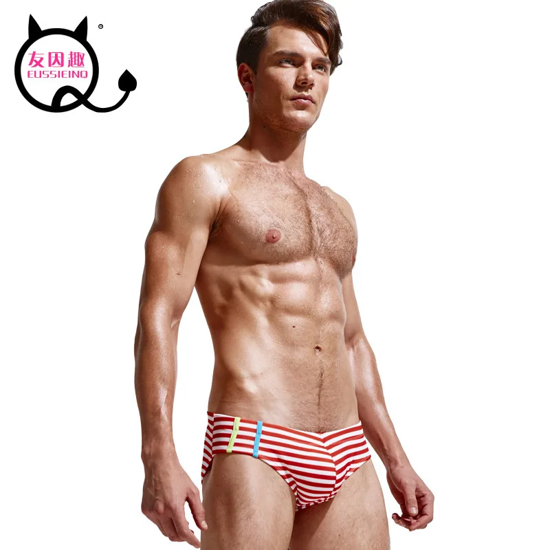 Designer Brand eussieinq Friends for Fun Men Fashion Sexy Low Waist Triangle Printed Beach Swimming Trunks
Designer Brand eussieinq Friends for Fun Men Fashion Sexy Low Waist Triangle Printed Beach Swimming Trunks