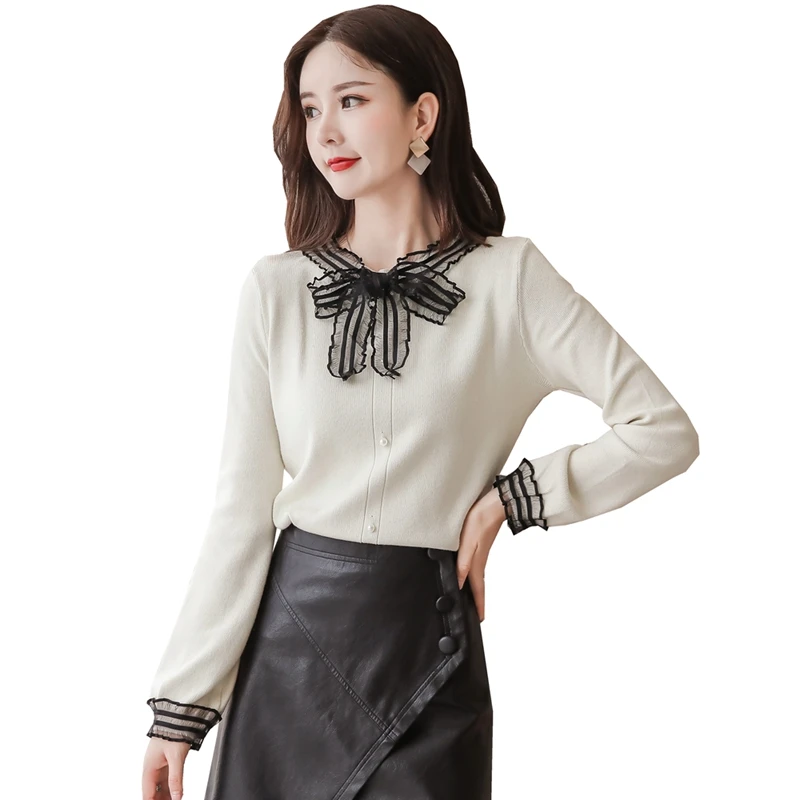 Fashion Spring Autumn women lace bowknot lacing stitching knitted Full-sleeve elegance lady casual knit shirt tops
Fashion Spring Autumn women lace bowknot lacing stitching knitted Full-sleeve elegance lady casual knit shirt tops