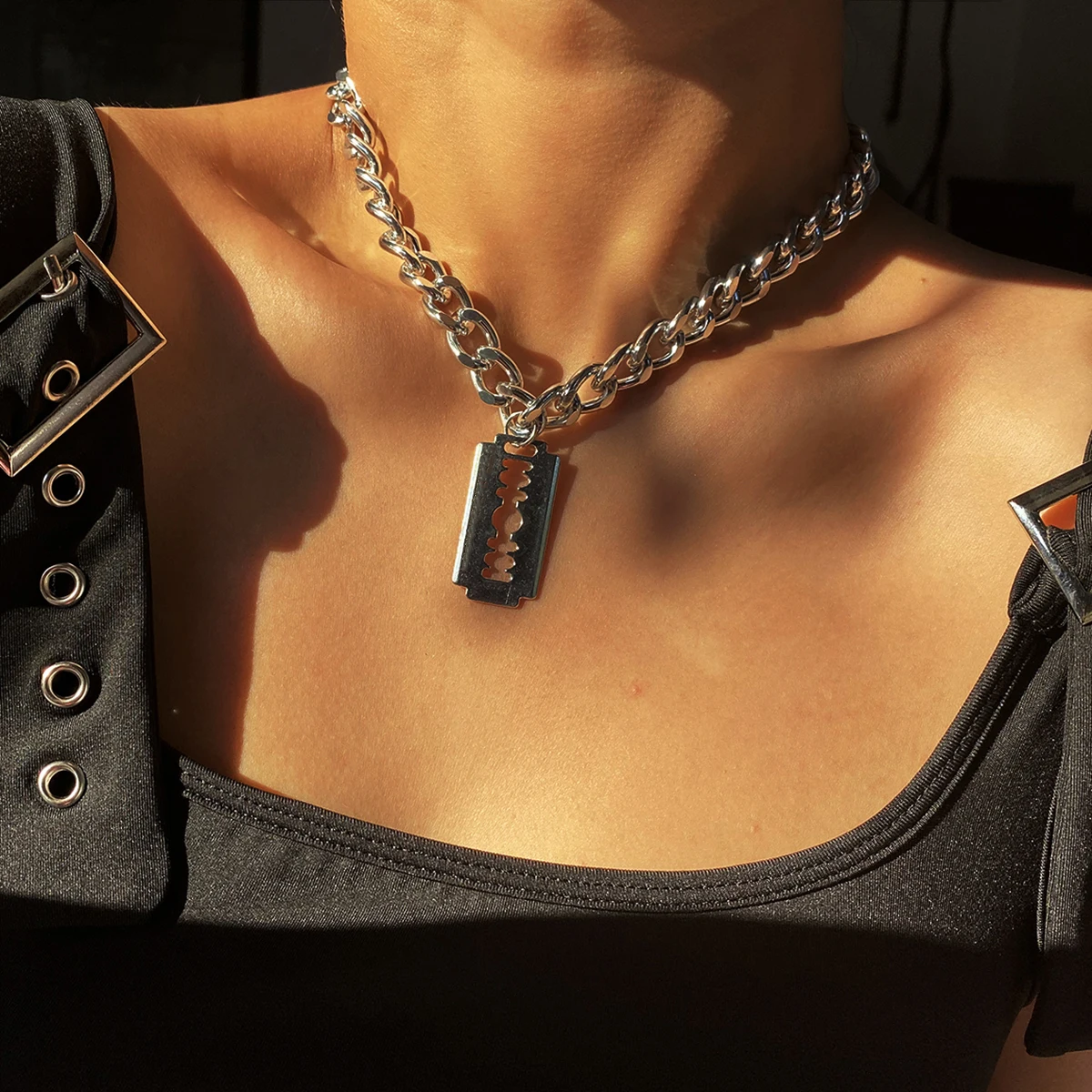 FREE SHIPPING Shaver Pendant Necklace Jewelry JKP4466 FREE SHIPPING Shaver Pendant Necklace Jewelry JKP4466