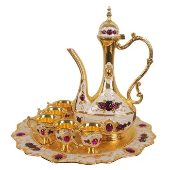 Wine set, tin alloy, Russian commodity, European enamel color wine pot,8 pieces of handicraft gift
Wine set, tin alloy, Russian commodity, European enamel color wine pot,8 pieces of handicraft gift