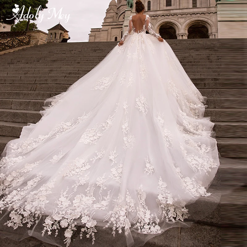 Adoly Mey Gorgeous Flowers Appliques Royal Train A-Line Wedding Dress 2020 Charming Scoop Neck Long Sleeve Princess Bridal Gown
Adoly Mey Gorgeous Flowers Appliques Royal Train A-Line Wedding Dress 2020 Charming Scoop Neck Long Sleeve Princess Bridal Gown