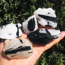 1 pçs natural preto turmalina cristal pedra preciosa collectibles rocha áspera mineral espécime cura pedra decoração da sua casa(China)