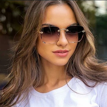 2020 Square sunglasses women shades for women Luxury brand fashion rimless sunglasses woman vintage glasses ladies oculos
2020 Square sunglasses women shades for women Luxury brand fashion rimless sunglasses woman vintage glasses ladies oculos