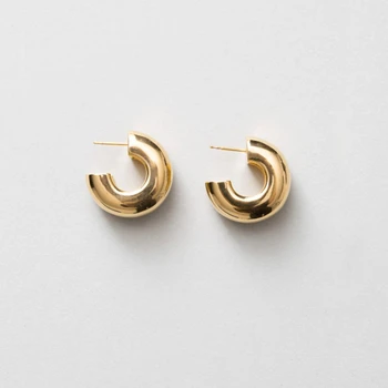 European and American style C-type Earrings cold wind modern Earrings retro temperament fashion small basic Earrings female
European and American style C-type Earrings cold wind modern Earrings retro temperament fashion small basic Earrings female